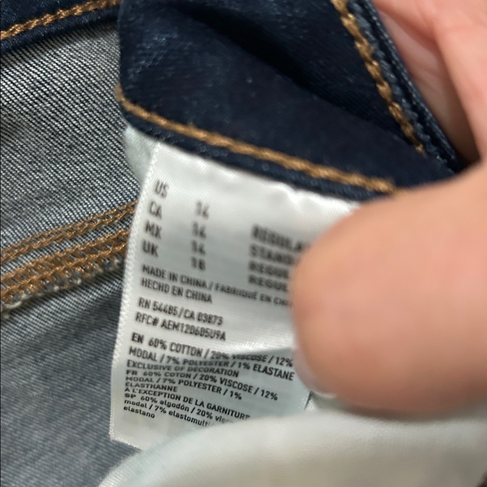 Rare American Eagle Outfitters Graffiti Patch Denim X Jeggings Size 14 R - Picture 4 of 11